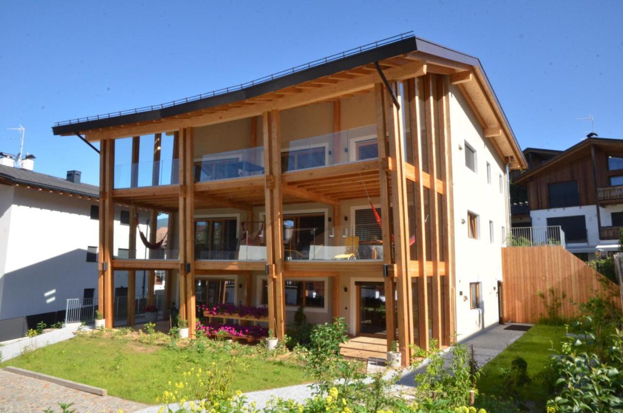 Kastelart - Karbon Aparthotel Castelrotto Luaran gambar